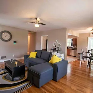 Virginia Sleeps 8 Game Rm And Meditation Rm Holiday home Virginia Beach