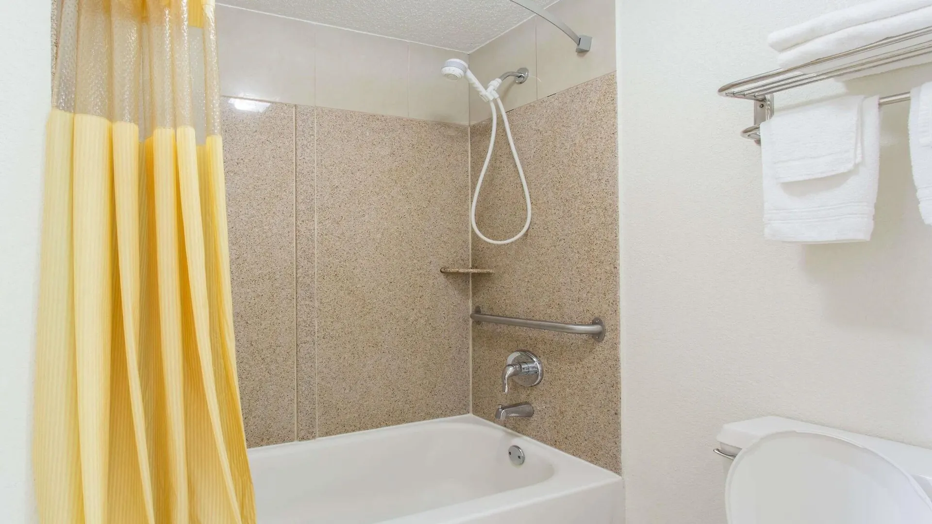 ** Hotel Days Inn By Wyndham Virginia Beach Town Center United States