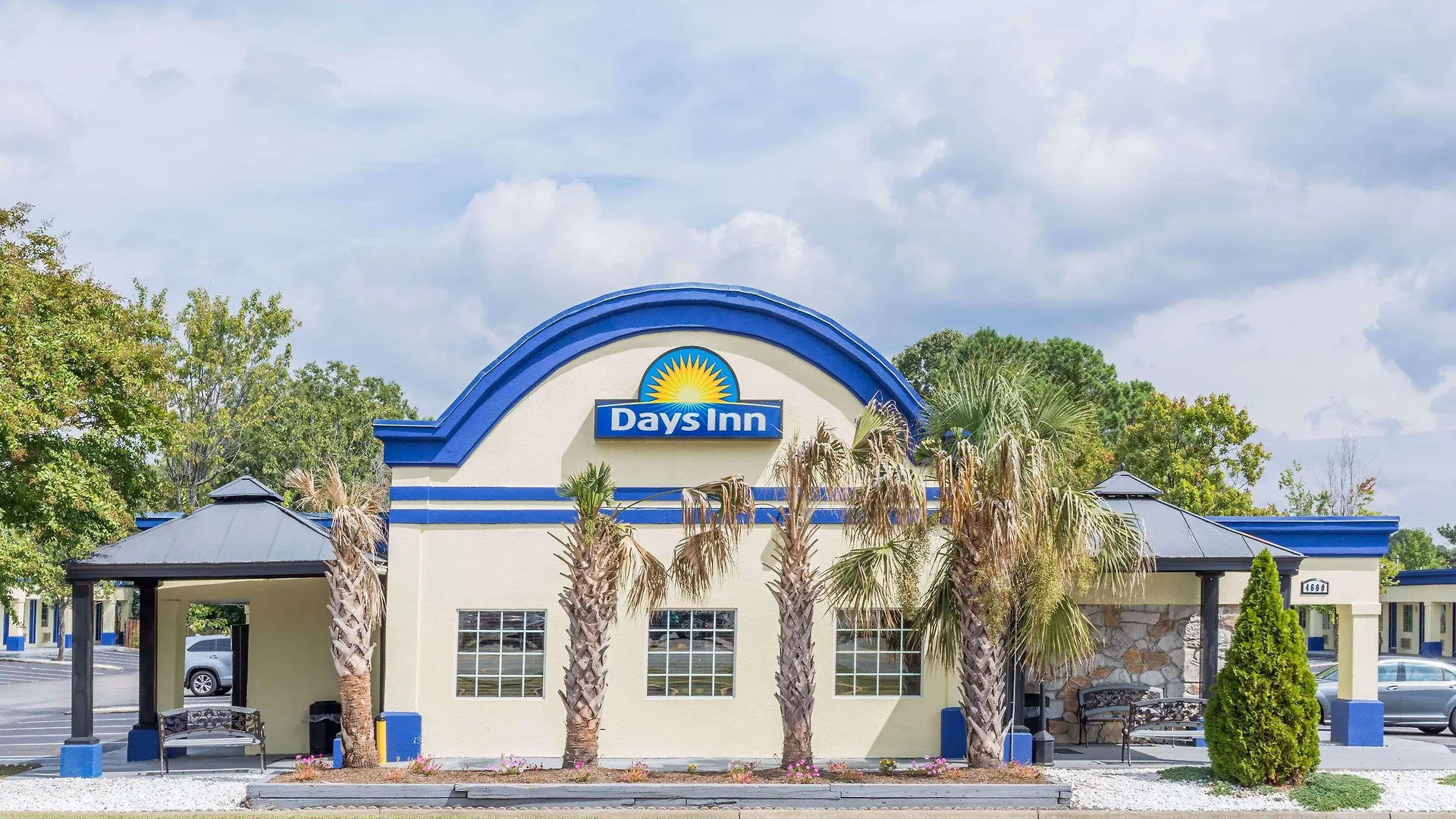 Days Inn By Wyndham Virginia Beach Town Center