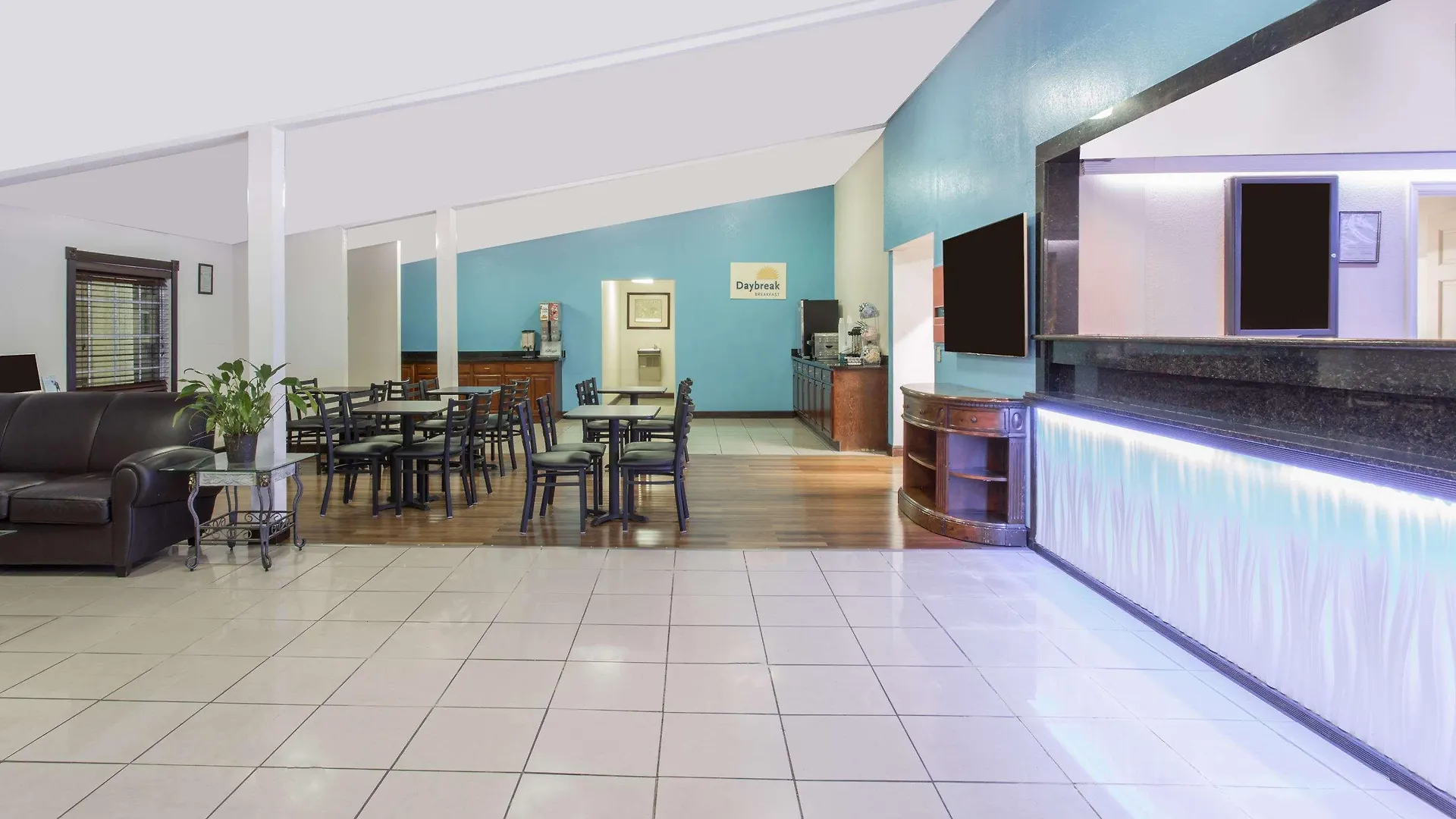 Days Inn By Wyndham Virginia Beach Town Center 2*,