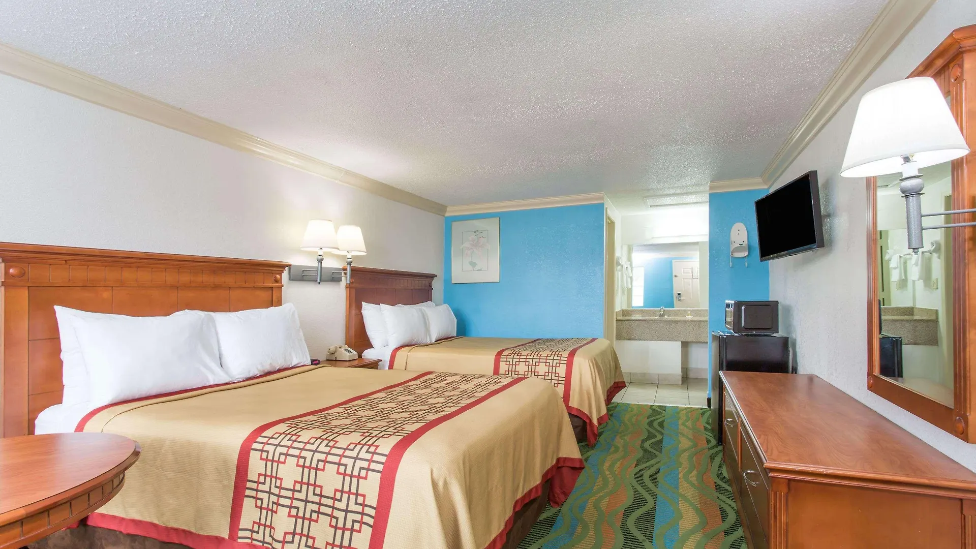 Days Inn By Wyndham Virginia Beach Town Center