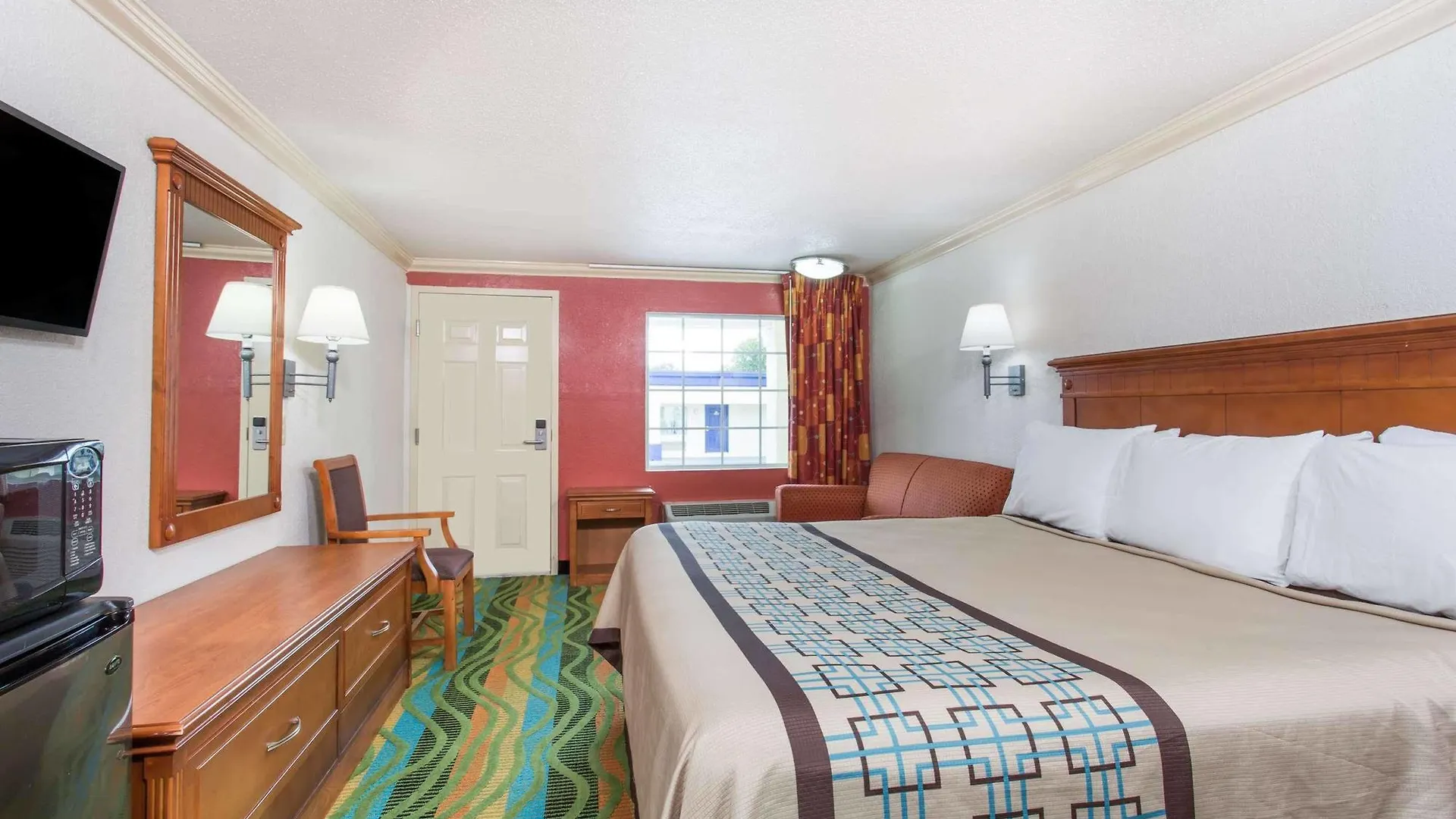 Days Inn By Wyndham Virginia Beach Town Center Hotel